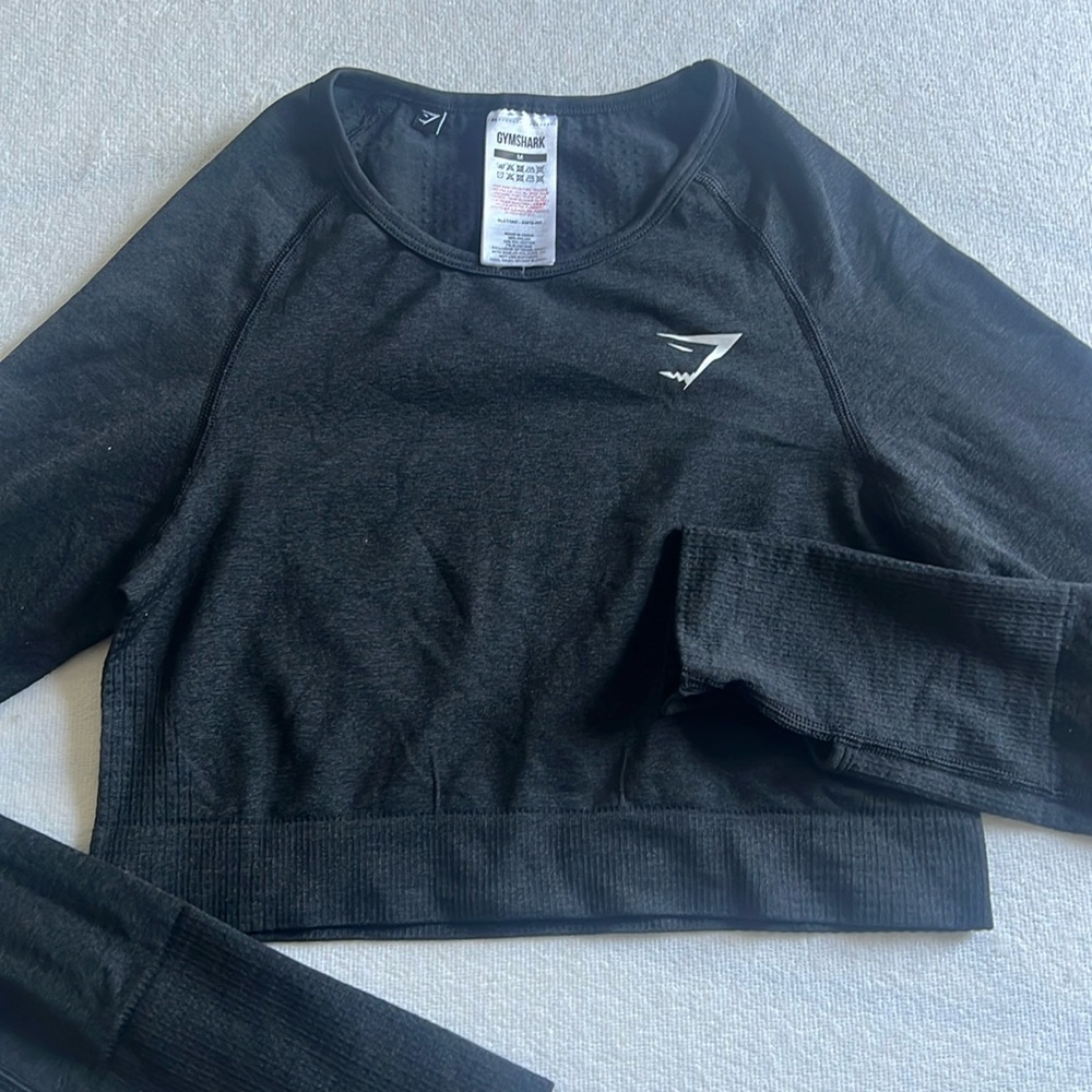 Gymshark long sleeve crop top